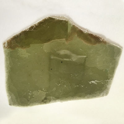 Contenido de K2O del 2,5-9,8% en la hoja de mica resistente al calor para aplicaciones personalizadas