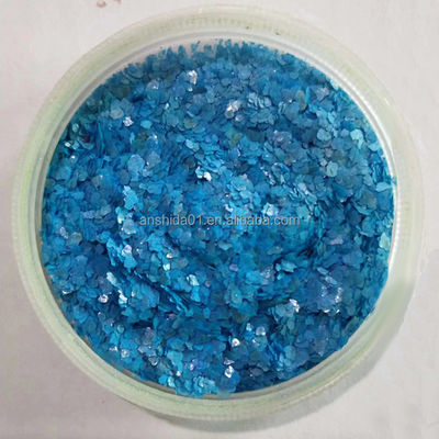 Suministro de fábrica 1 a 3 mm de copos de mica teñidos para suelos epoxi 25 kg/bolsa